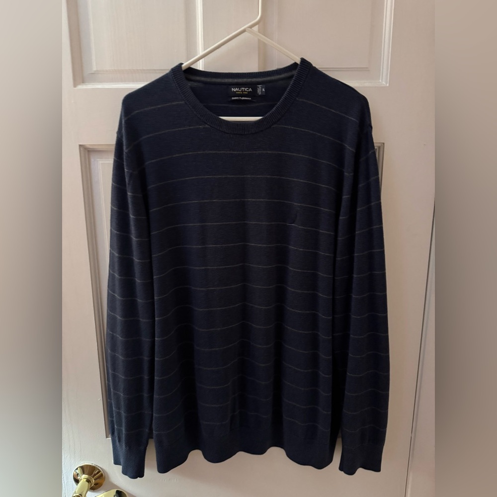 Nautica Men's Dark Navy Crewneck with Thin Stripe Pattern